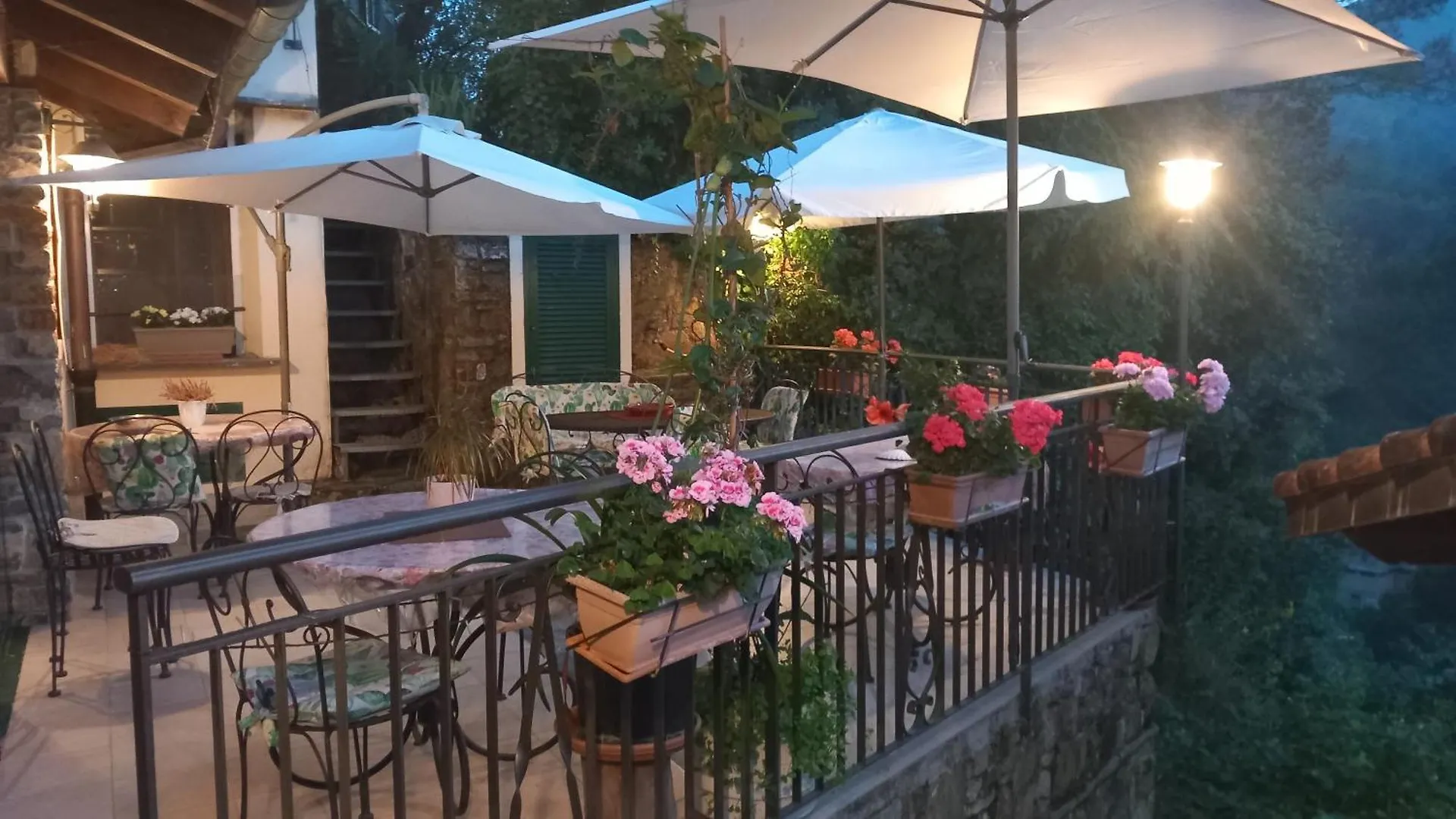 Il Rifugio Di Artemide Agriturismo Perinaldo 0*,