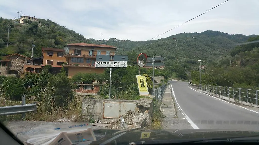 Vakantieboerderij Il Rifugio Di Artemide Agriturismo Perinaldo